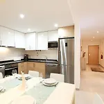 Apartman Light House With Swimming Pool