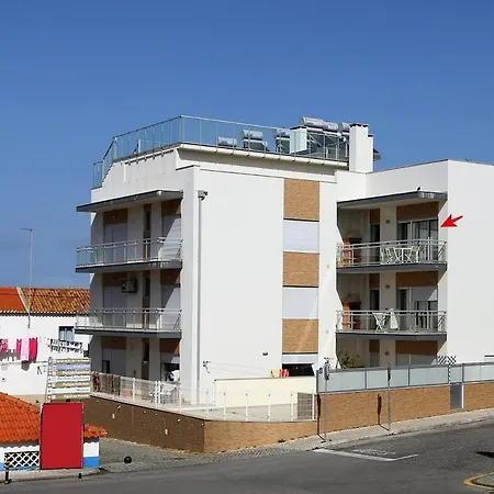 Light House With Swimming Pool Appartement *