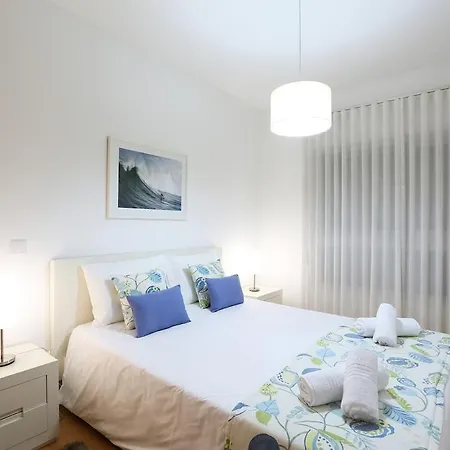 Light House With Swimming Pool Appartement *