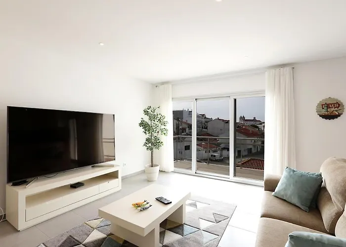 Light House With Swimming Pool ナザレ