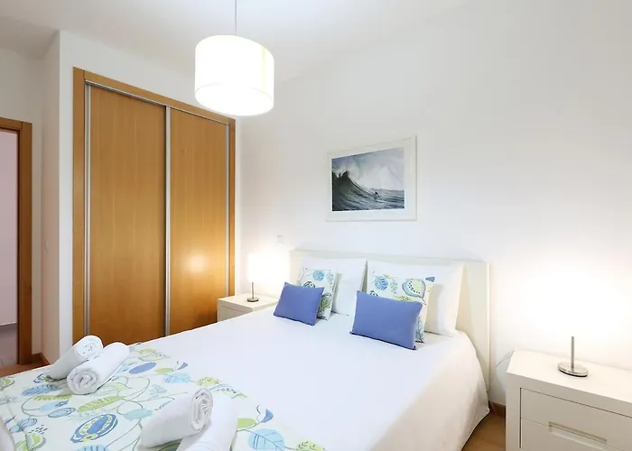 Light House With Swimming Pool Appartement