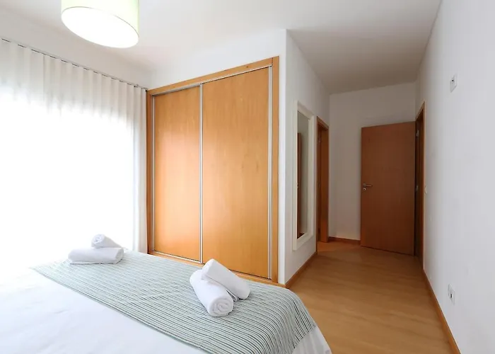 Light House With Swimming Pool Appartement