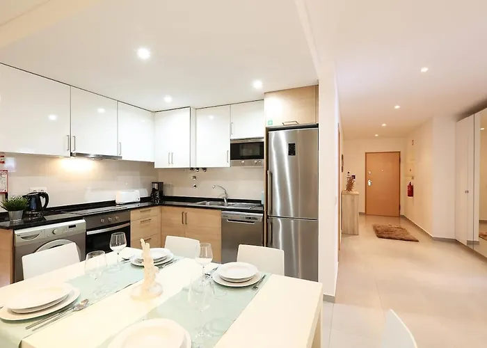 Appartement Light House With Swimming Pool